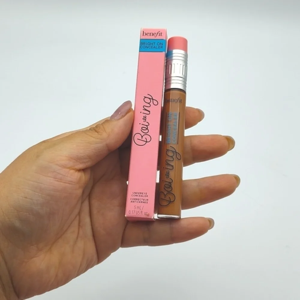 NEW BOI~ING BRING ON! CONCEALER IN HAZELNUT